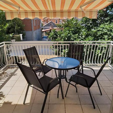 Apartmani Ana Tribalj エクステリア 写真