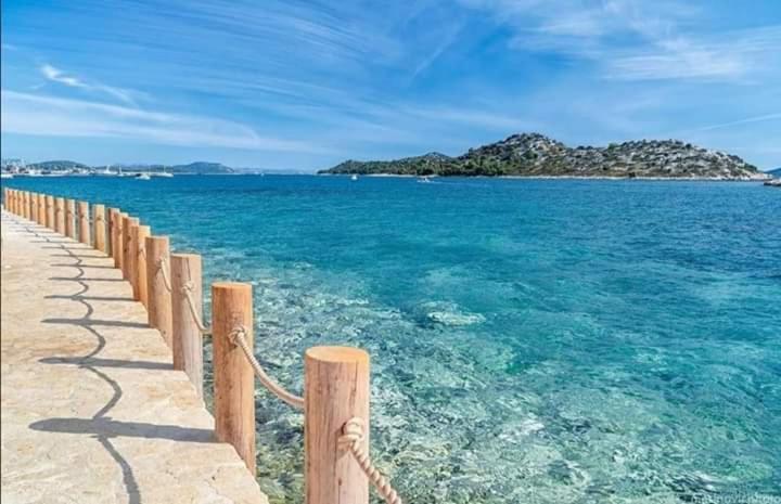 Apartmani Ana Tribalj エクステリア 写真