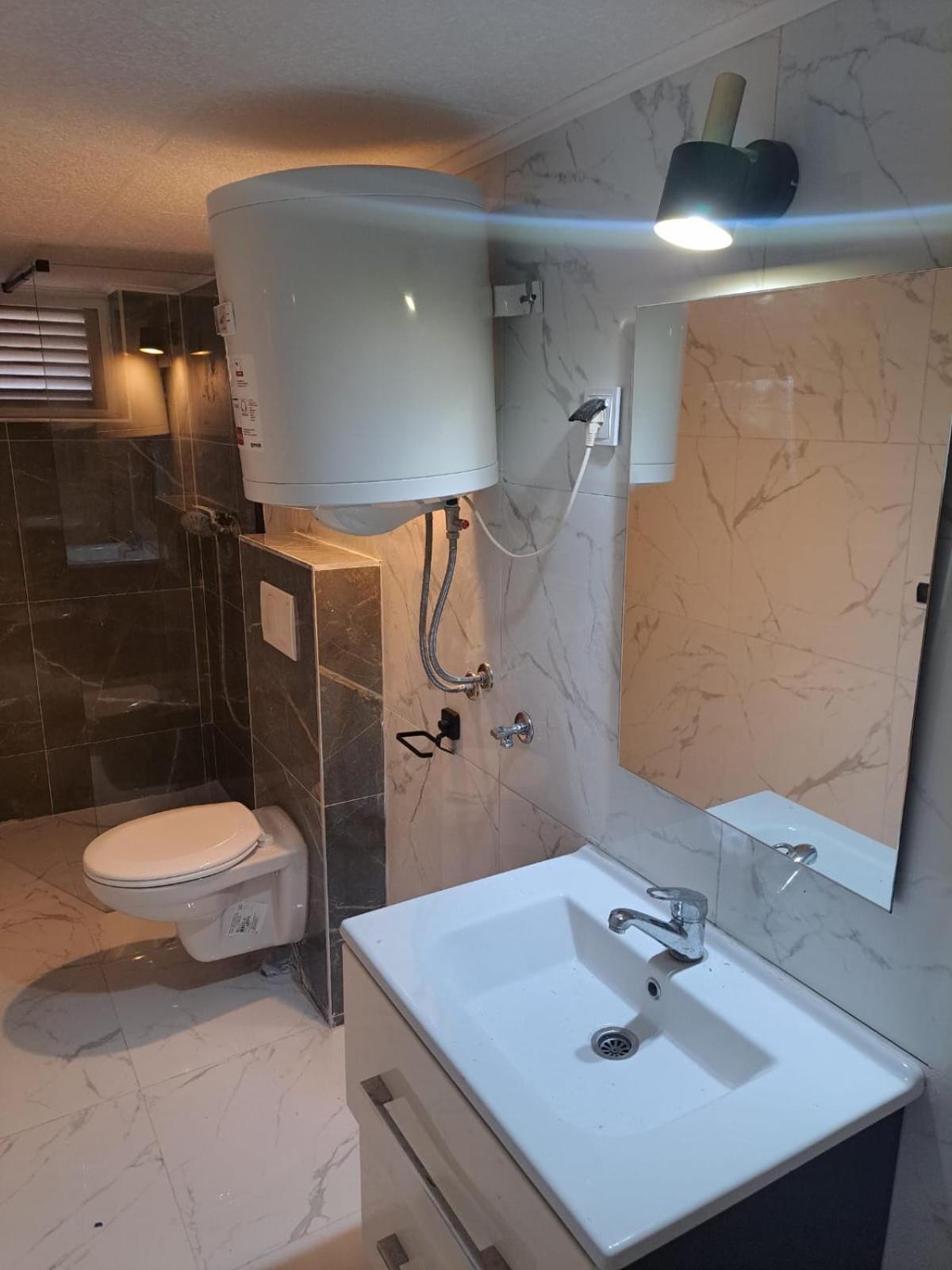 Apartmani Ana Tribalj エクステリア 写真