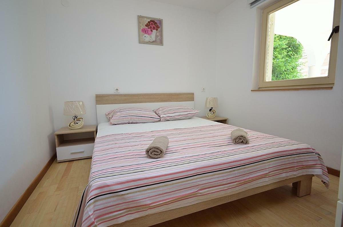Apartmani Ana Tribalj エクステリア 写真