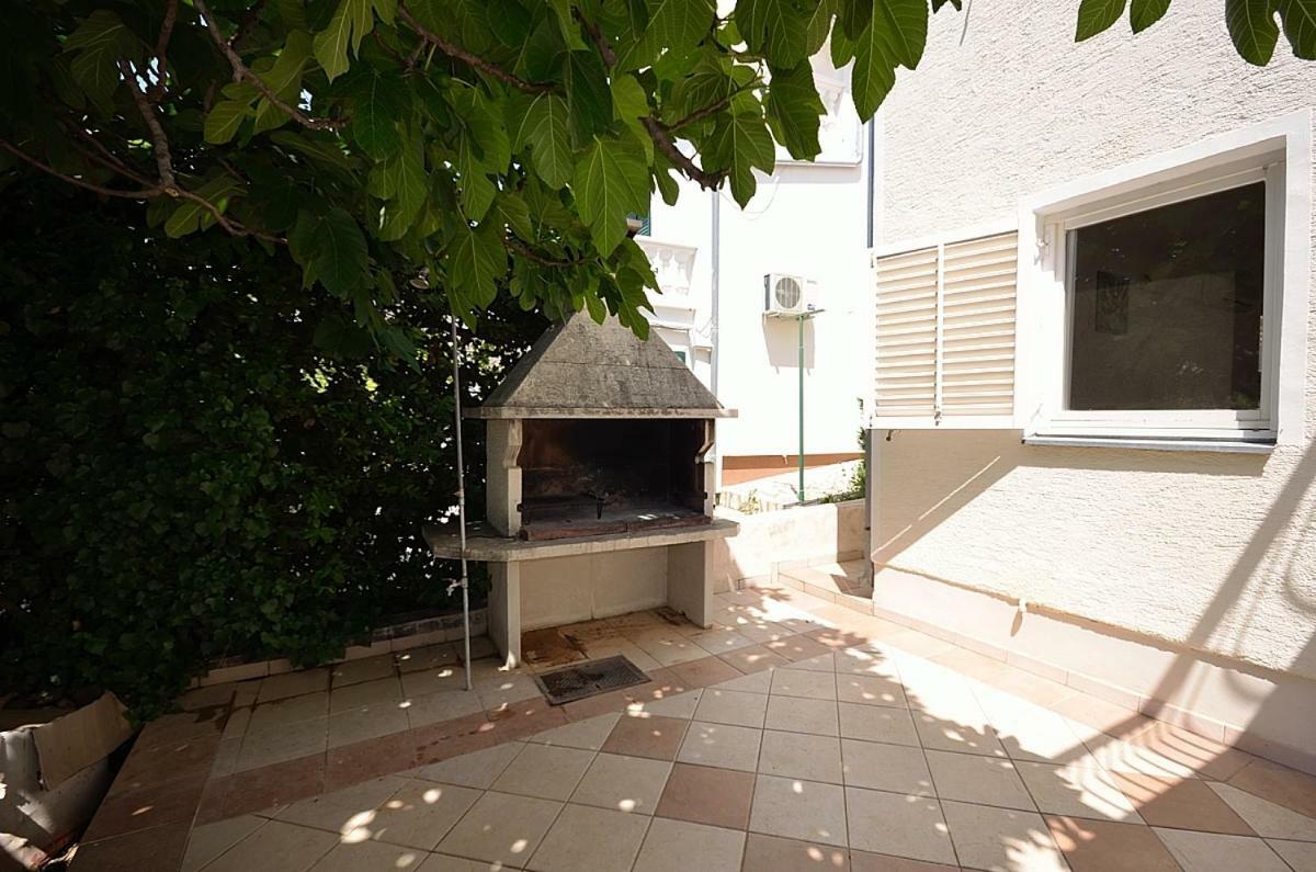 Apartmani Ana Tribalj エクステリア 写真
