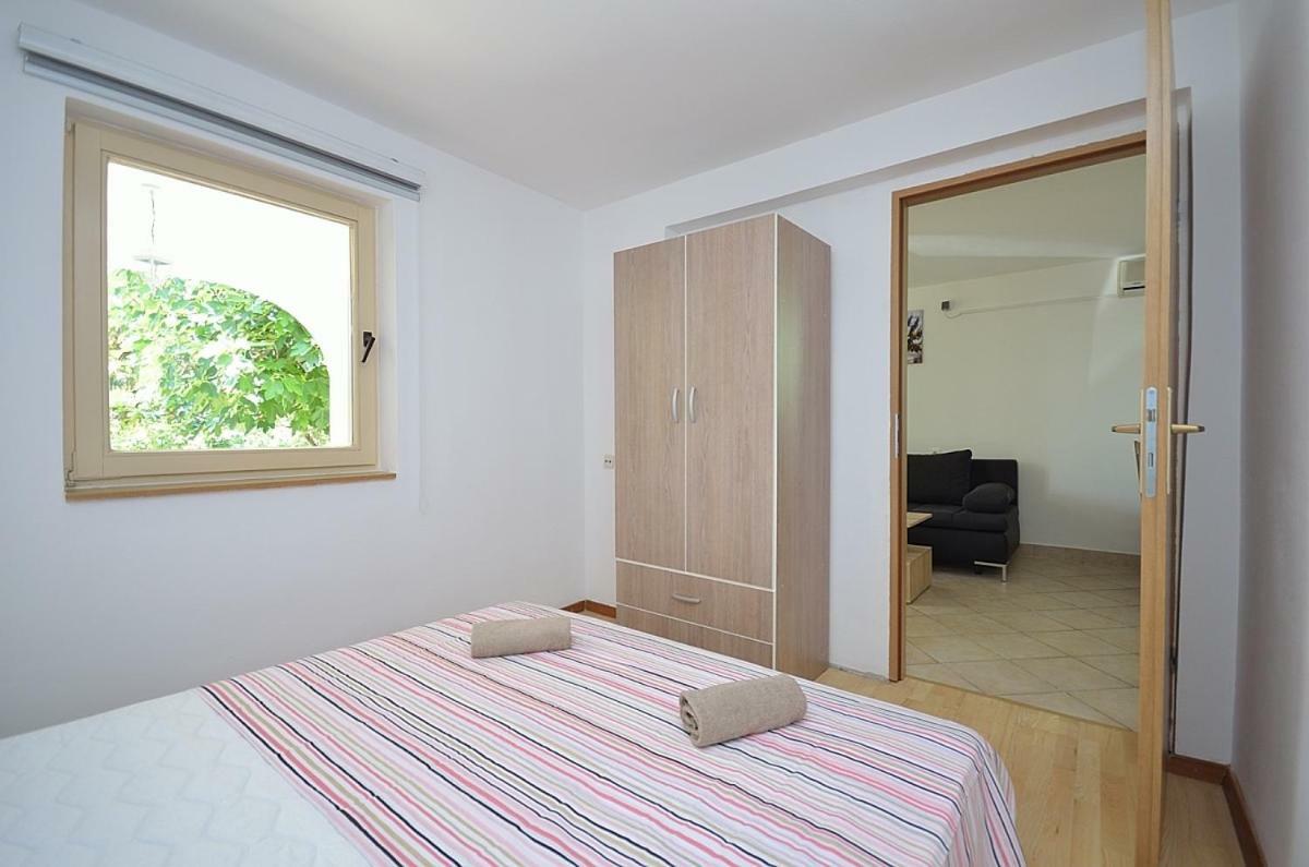 Apartmani Ana Tribalj エクステリア 写真