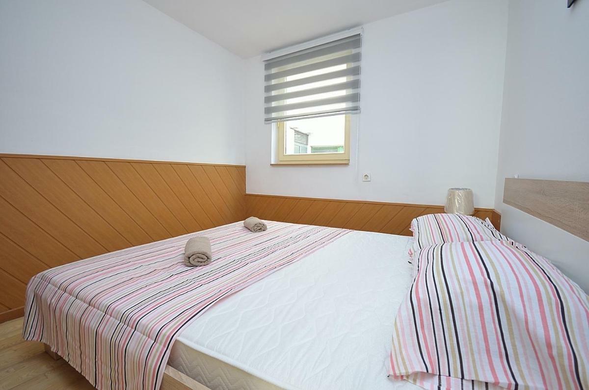 Apartmani Ana Tribalj エクステリア 写真